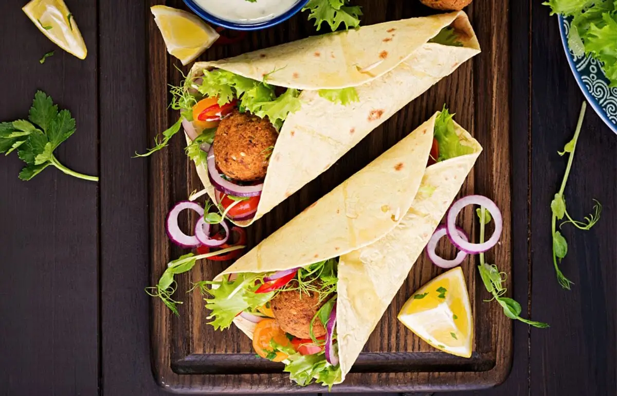 Falafel wrap